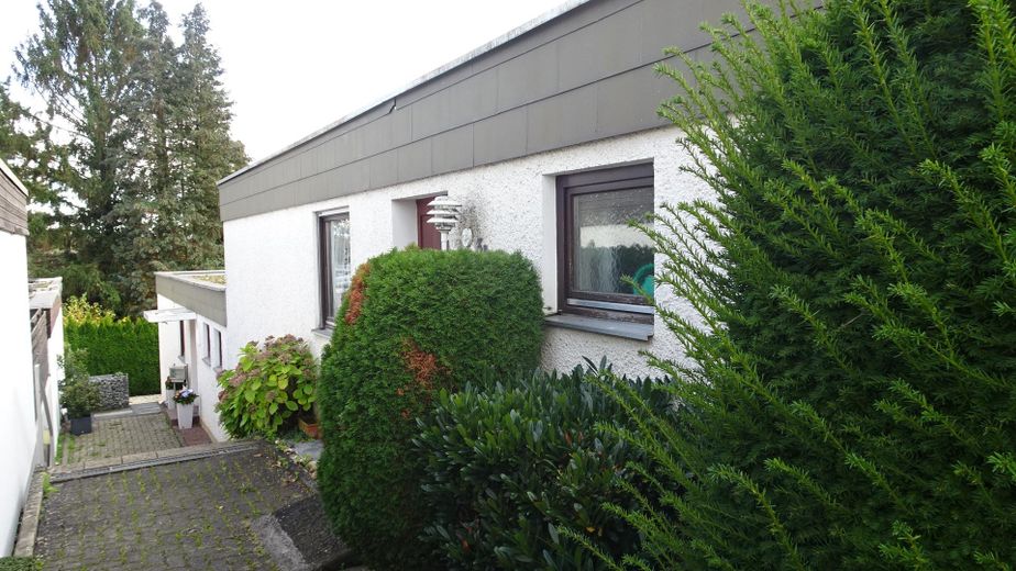 bez prowizji - bezbarierowy bungalow w Würzburg-Lengfeld – Zugang