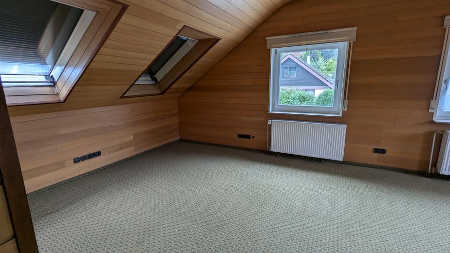 DachgeschossZimmer2_2