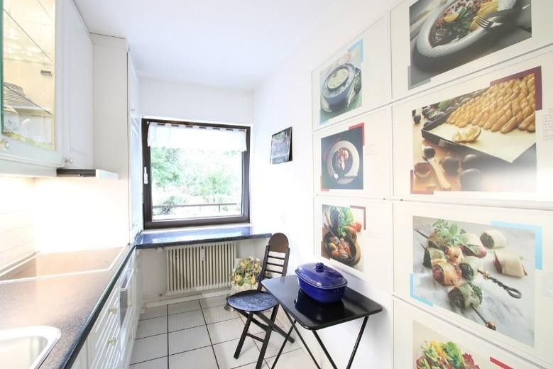 Tutzing - geräumige 2-Zi-Wohnung am See – Küche