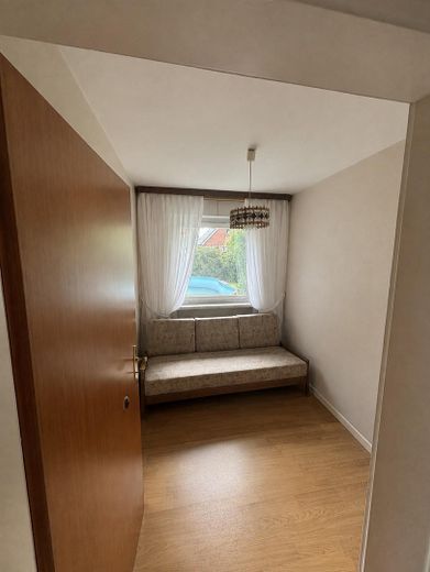 solides Einfamilienhaus an der Elbe – Foto 15