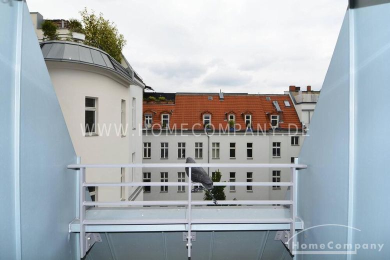 Appartamento duplex di lusso nel cuore di Charlottenburg, Berlino, arredato. – 9fafda7a3afc97ea4c3e3a5f51e6fcc6ccc6d725.jpg