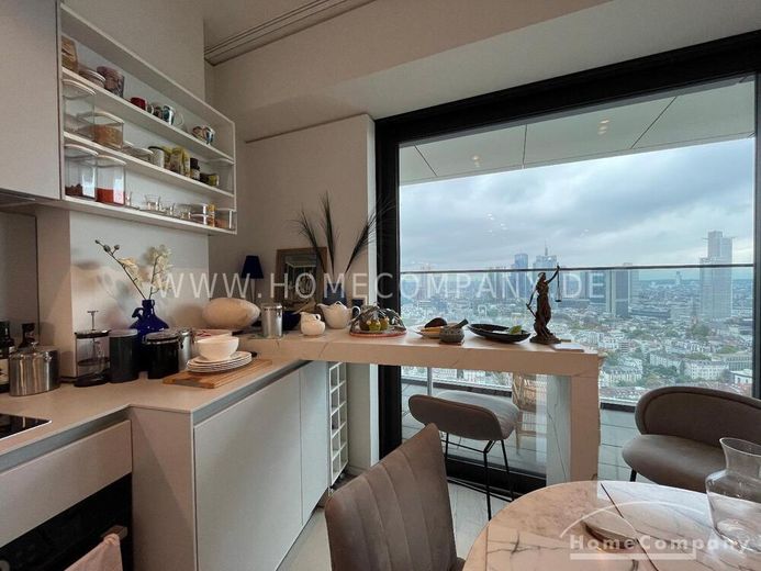 Westend 8072246 – Harika silüet panoramasına sahip mobilyalı 2 odalı daire – 6730fd3f3601fff65f3688316b1ede1f1a1d2108.jpg