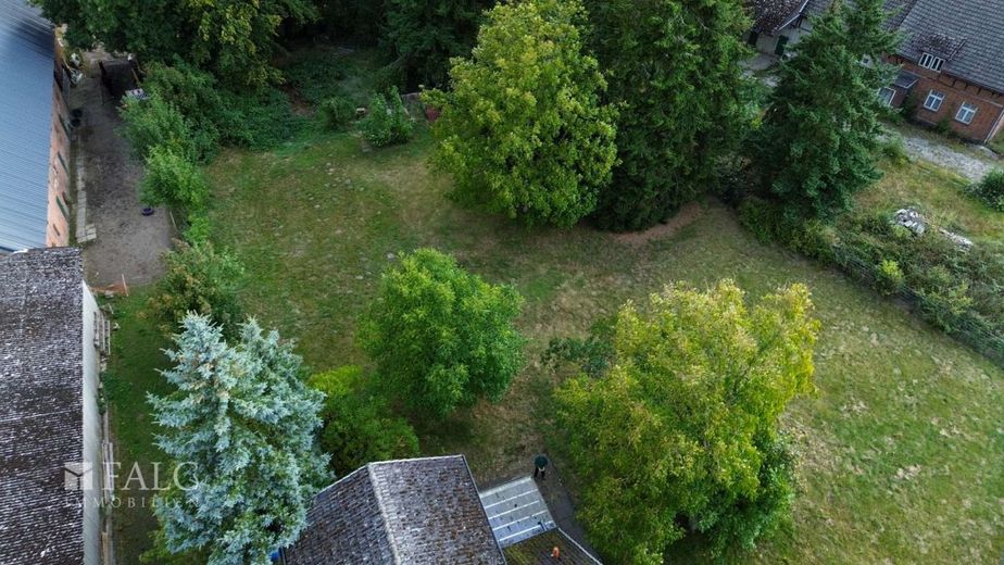 Vermietetes 2-Parteienhaus in schöner Lage – Luftbild Grundstück