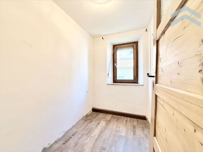 Familienhaus mit Charme &amp; Ausbaupotenzial, 2017 saniert – Abstell |OG