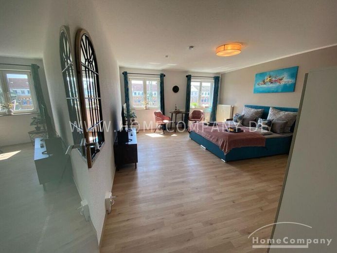 27318 HomeCompany Dresden Möbliert/Furnished Studio Apartment in Dresden-Neustadt max. 2 Personen – b7b26f9467cb66375cb4239dc167f1600866c563.jpg