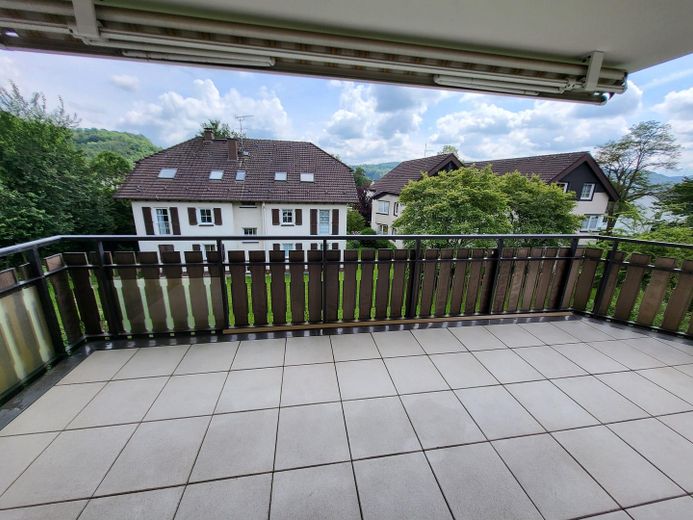 Helle 2-Zimmer Wohnung in guter Lage – Balkon