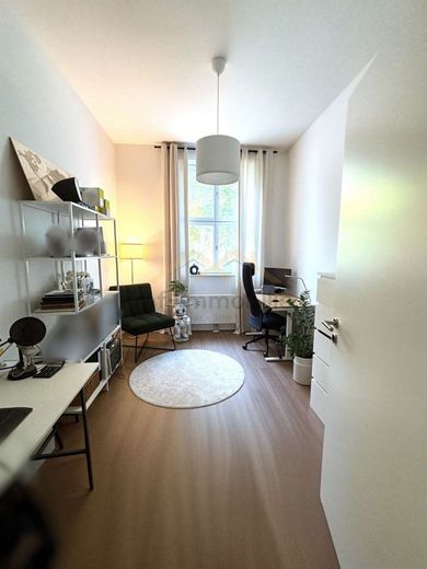 "homeoffice ready" moderne 3-Zimmer Wohnung in Mariental – Arbeitszimmer