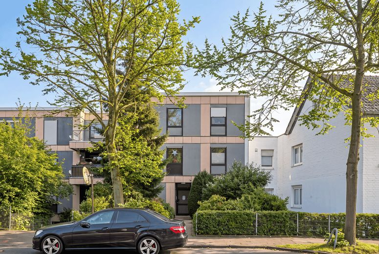 Provisionsfrei & Erstbezug nach Sanierung! Modern, hell & hochwertig – 3 Zimmer mit Garten – Außen