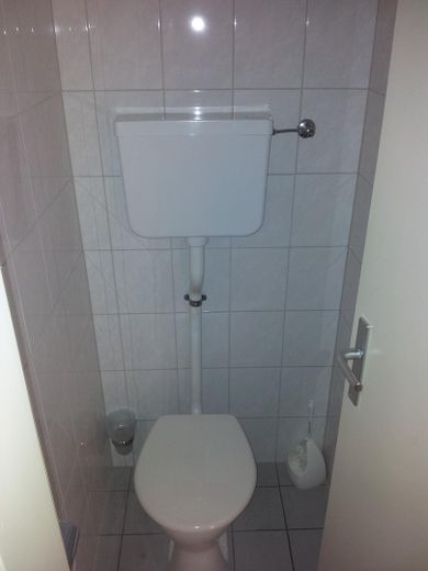Bürofläche, 110qm, 4ZKDWC in Bonn Dottendorf (ggf. auch nur 66qm 2ZKDWCs) – WC