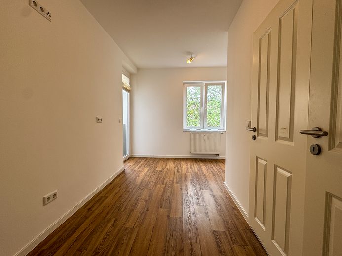 Zentrale 1- Zimmer Wohnung in Leverkusen mit Balkon – Küche