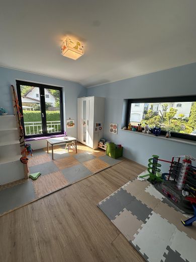Modernes Einfamilienhaus mit Smart Home & hochwertiger Ausstattung in ruhiger Lage bei Linz am Rhein – Kinderzimmer