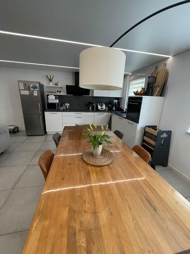 Moderne & ruhige  3,5 Zimmer Wohnung, sehr zentral – Foto 3