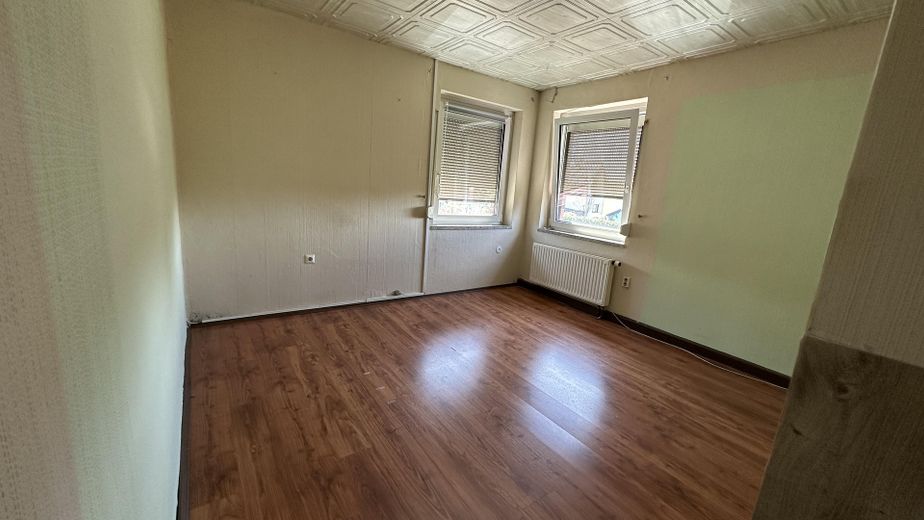 Eigenheim am SW-Stadtrand mit schönem Garten – EG Schlafzimmer
