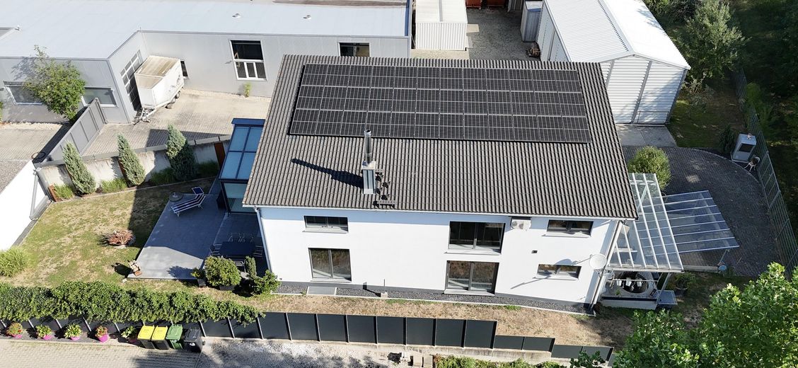 Werkstatt Ausstellung Lager mit exklusivem Betriebsleiter Wohnhaus – Wohnhaus