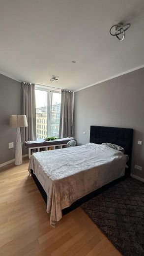 provisionsfreie 2 Zimmer Wohnung in Living 108, sofort bezugfrei, Aufzug, Sportraum, Dachterrasse – Schlafzimmer