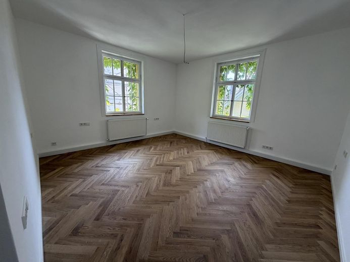 Esclusivo appartamento d’epoca di 146 m² completamente ristrutturato in posizione privilegiata a Göppingen–elegante, moderno, unico – Zimmer 3 - Schlafzimmer
