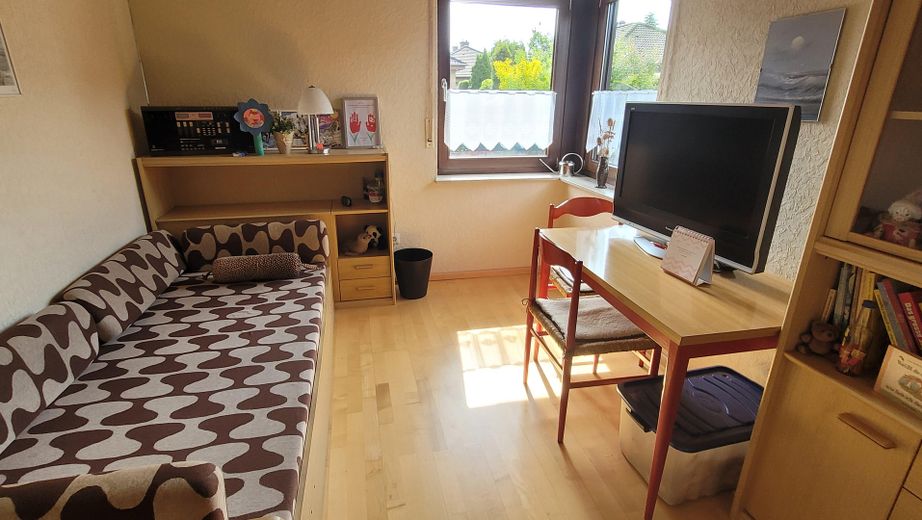 Gepflegter Bungalow mit Einliegerwohnung auf Erbpacht-Grundstück in Alt-Marl ohne Maklergebühren – Kinderzimmer 2
