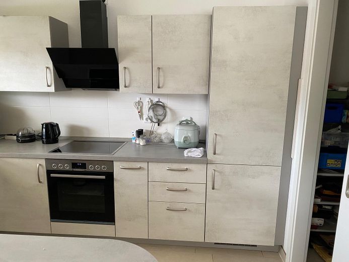 Moderne 4 Zimmer Whg. im 2. OG mit großem Balkon – Eibauküche