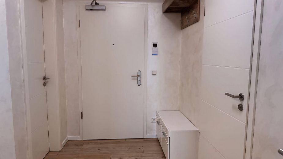 Hochwertige teilmöblierte 3-Zimmer-Wohnung mit Balkon – Foto 25