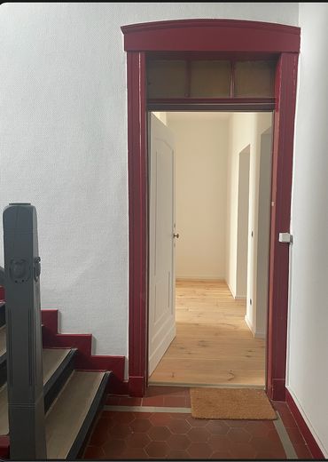 Blick Hausflur in Wohnung