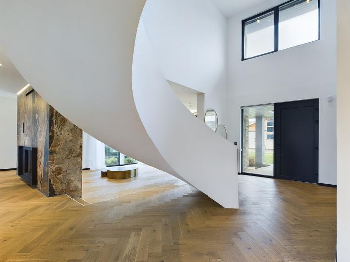 Exklusive Villa der Extraklasse in begehrter Wohnlage – Foto 6