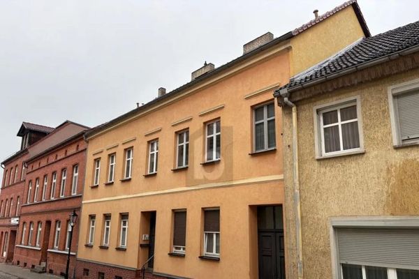 INNENSTADTLAGE MIT 6 EINHEITEN & GARTEN
