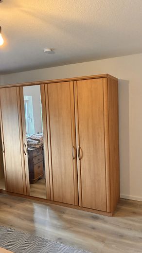 Appartamento completamente ristrutturato e arredato con 3 stanze in condivisione e giardino – Foto 14