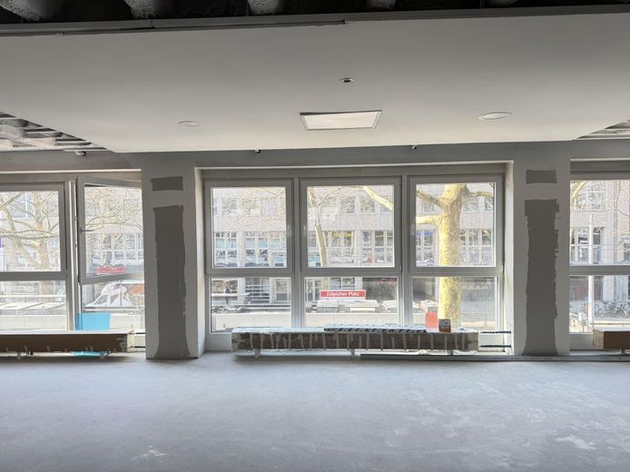 Saniertes Büro am Zülpicher Platz – Bild2