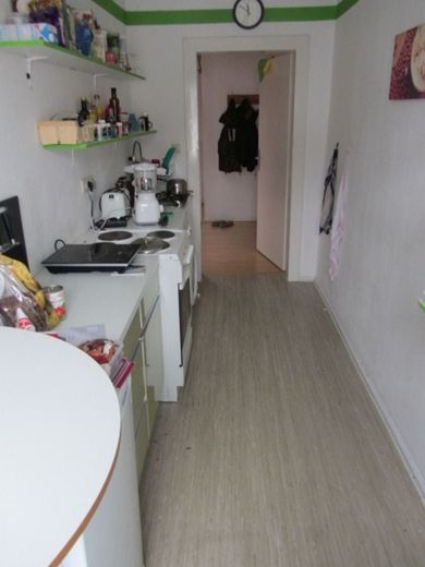 2-Zimmer in 3er WG, direkt neben der FH, Dachgeschoss, Zimmer Nr. 1 – Heise Immobilien - Vermietung WG-Zimmer - WG-Zimmer-Nr.1