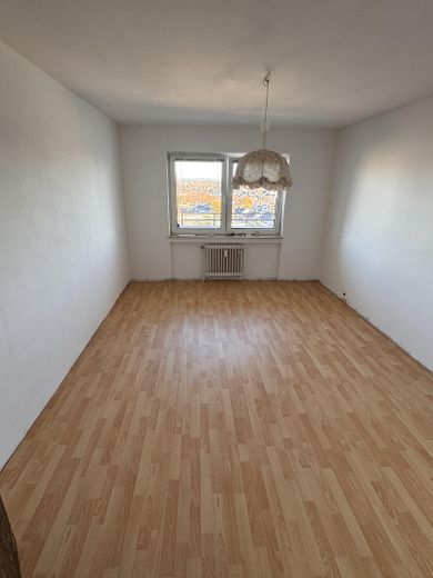 Moderne 3-Zimmer Wohnung mit Balkon im 10. OG in Köln-Eil (Porz) – Schlafzimmer
