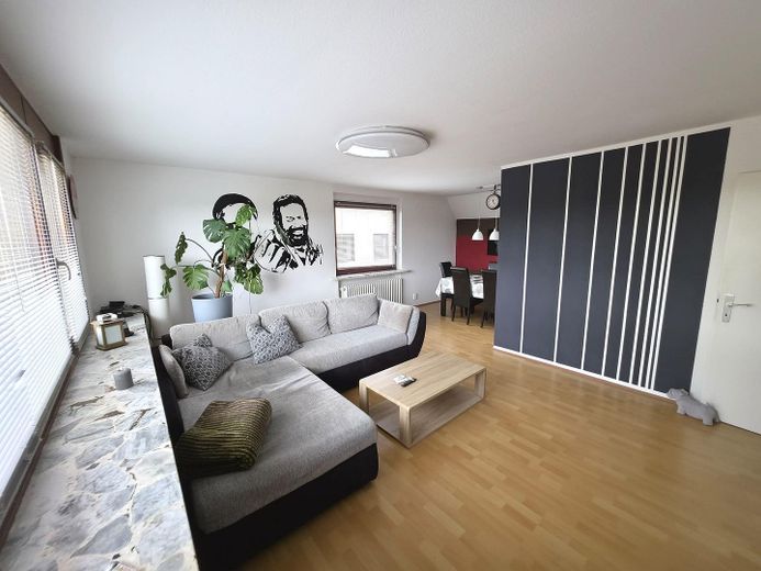 3-kamerappartement op een zeer goede en rustige locatie in een eengezinswoning in Mölln – Foto 3