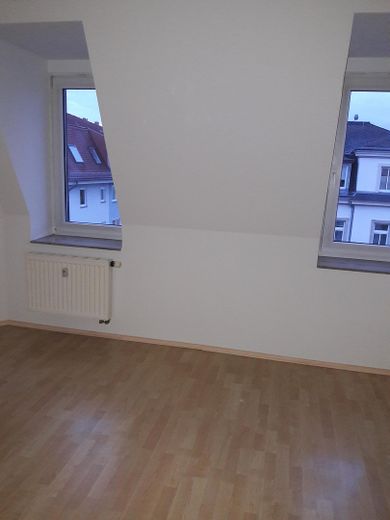 شقة أحلام للعازبين: سحر المبنى التاريخي يلتقي بالحداثة في Dresden-Cotta! – Foto 12