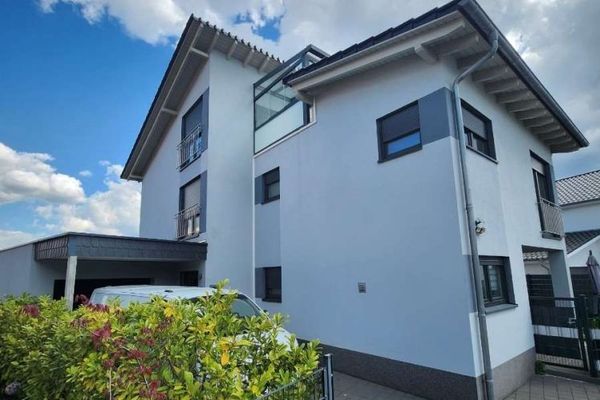 Maison d'architecte exclusive avec espace bien-être, installation photovoltaïque, sauna et jardin dans le très apprécié Siegelbach