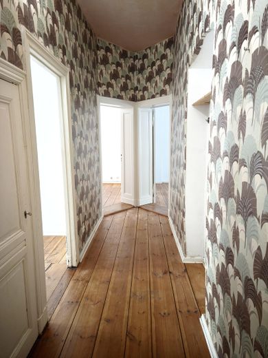 Zonder courtage in Neukölln: 3-kamerappartement aan het Tempelhofer Feld en vlak bij de Schillerkiez – Foto 6