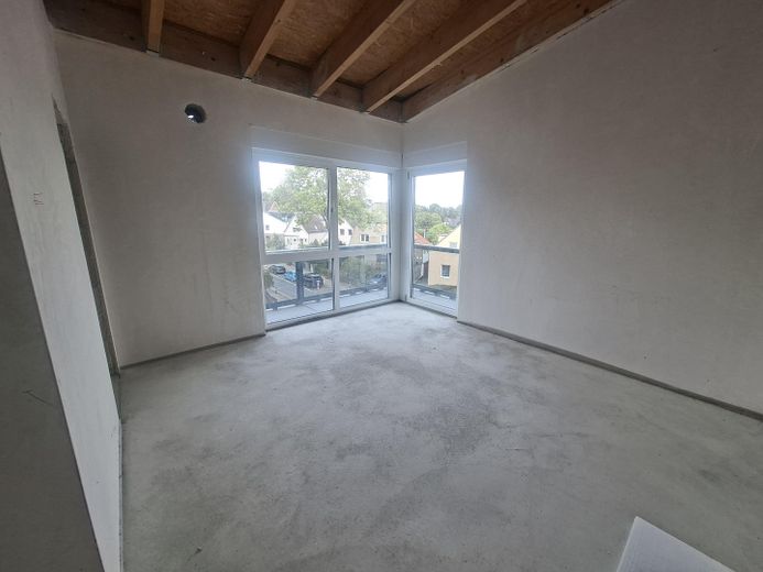 Exklusives Penthouse mit dem Aufzug von der Tiefgarage bis in die Wohnung – Penthouse Wohnung Zimmer 2.2