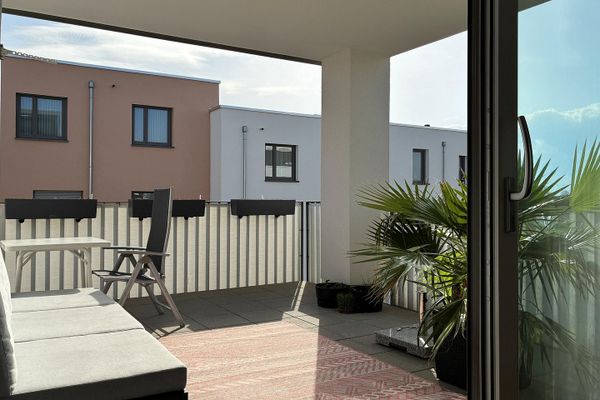 Neuwertige 4-Zimmer-Wohnung am Georgenberg | 2 TG-Stellplätze | Baujahr 2021 | provisionsfrei