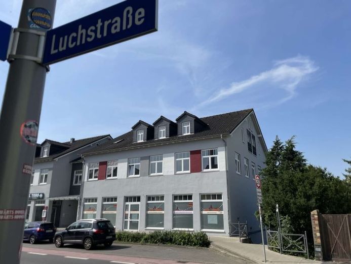 216m²-Gewerbefläche mit frequentierter Top-Lage im Nahversorgungszentrum an der B184! – Foto 1