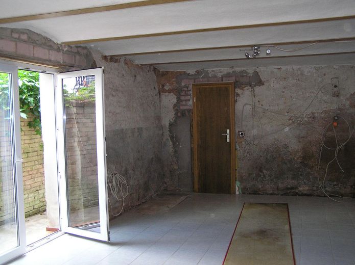 großer Raum in Scheune