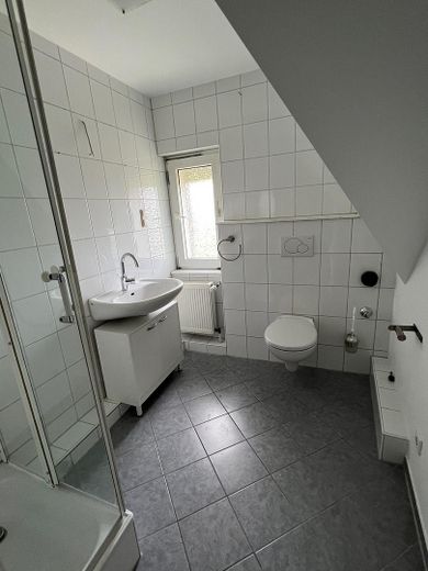 Elberfeld Hainstrasse Katernberg Appartamento mansardato bello e modernizzato – Duschbad