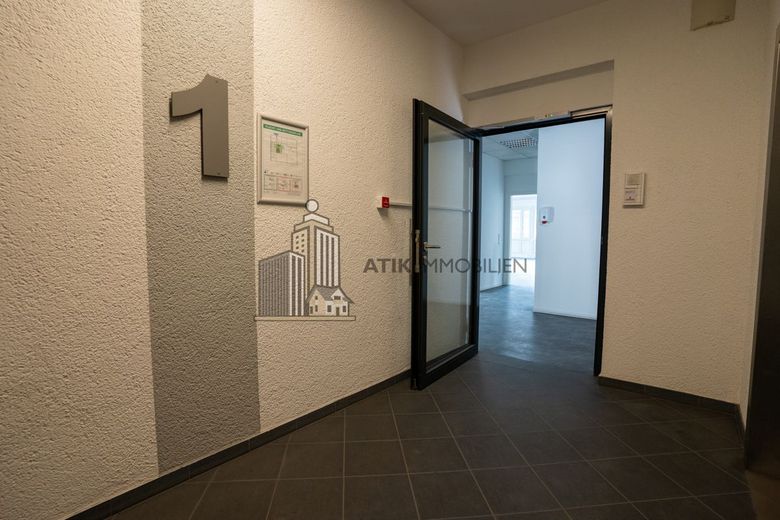 ATIK: *360°-VR* Helle und flexible Büro-/Schulungsräume direkt am MA-HBF – Eingangsbereich