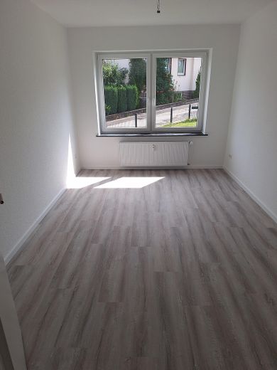 Erstbezug nach Renovierung - 3 Zimmer in Bad Nenndorf – Kinder - / Arbeitszimmer