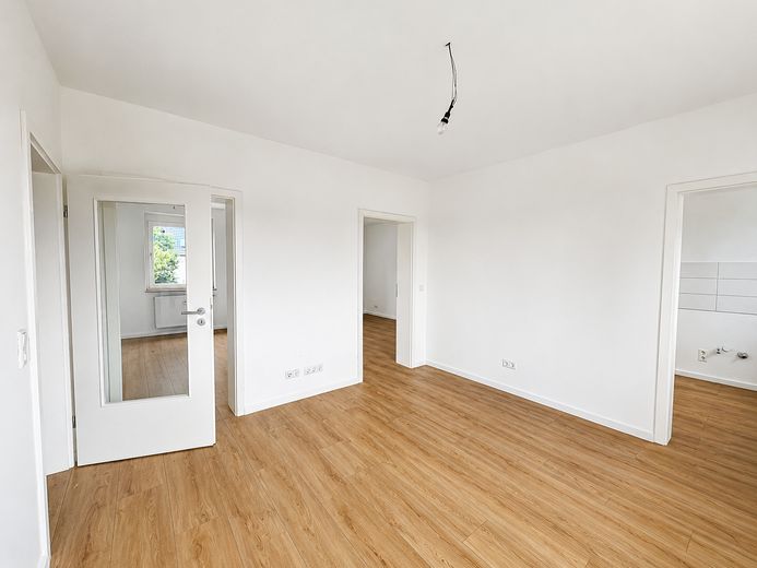 Wohnraum Blick zu Zimmern
