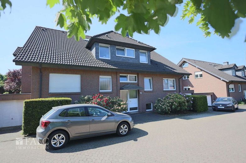 Straßenansicht