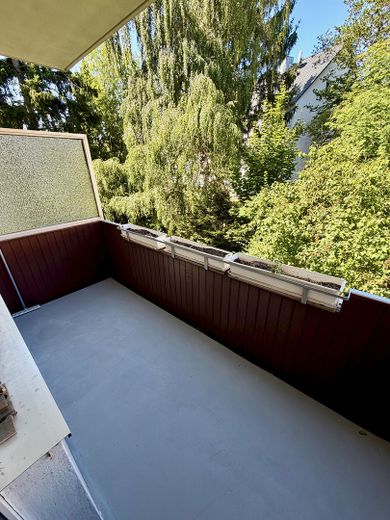 Wunderschöne 3-Zimmer-Eigentumswohnung mit Garage – Balkon