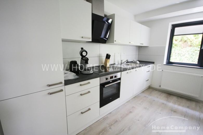**Renovierte und modern eingerichtete Wohnung in ruhiger Lage** – f02e9142842869c6e2a75d3b3b0328d746e662de.jpg
