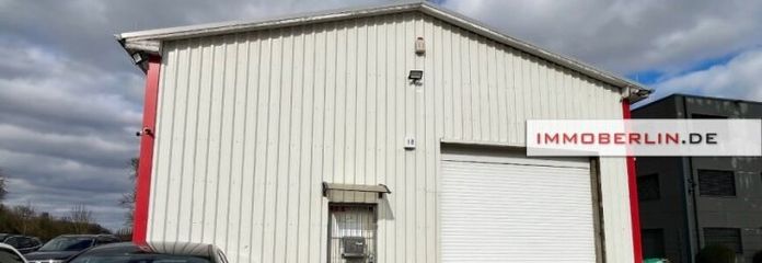 IMMOBERLIN.DE - Terreno bien comunicado con nave industrial cerca del aeropuerto BER