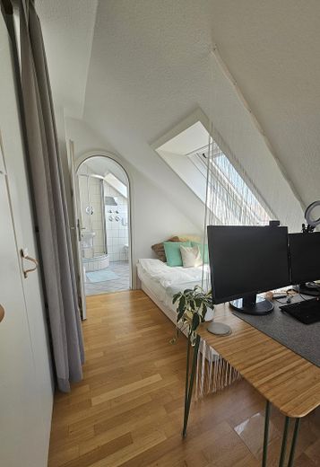 Homeoffice/Gäste (2. Etage)