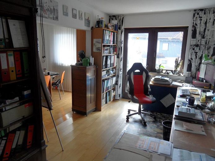 DHH mit Energie-Autarkie Eignung & Pool, Exklusives Wohnerlebnis - provisionsfrei – Doppel-Kinder-Arbeitszimmer