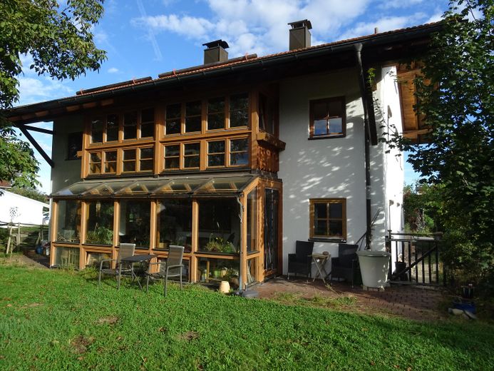 Südseite mit Wintergärten