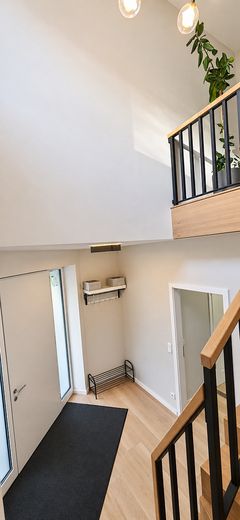 Приватність. Панорамний вид. Дім. Ексклюзивний будинок площею 312 м² із сауною та фотоелектричною установкою – Treppenhaus EG 2